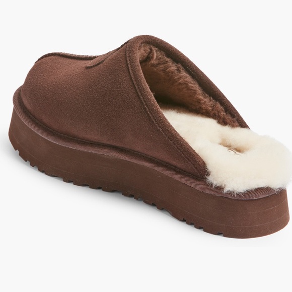 UGG® women’s Discoquette Slide Slipper - Picture 8 of 9